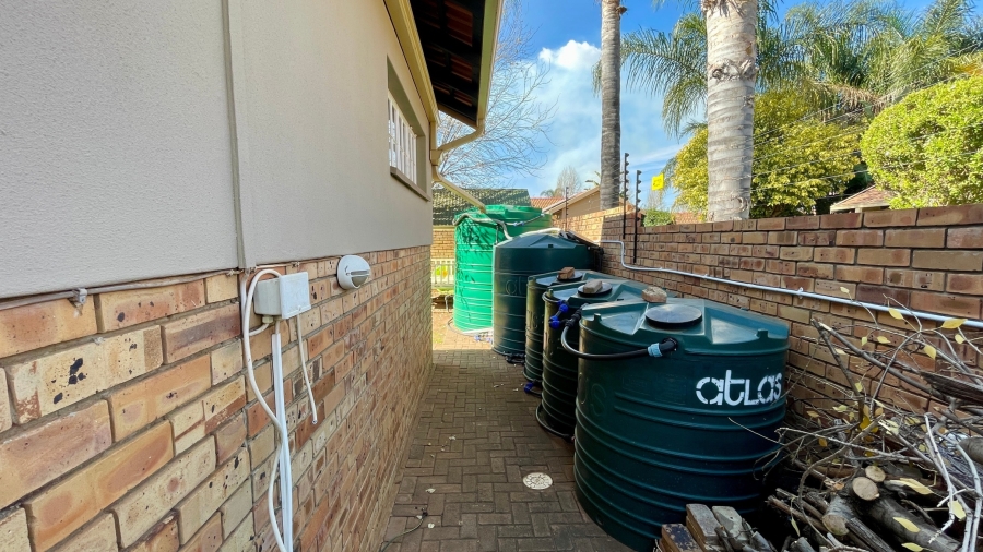 3 Bedroom Property for Sale in Wilkoppies North West